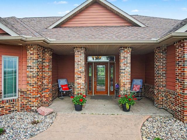 House for sale in Pipestone, Pipestone County
