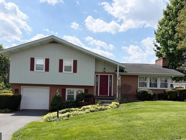 House for sale in Chambersburg, Pennsylvania