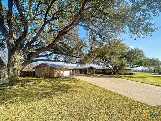 House for sale in Milam, Texas