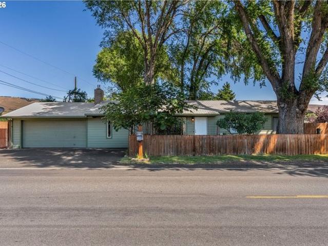 House for sale in Oregonia