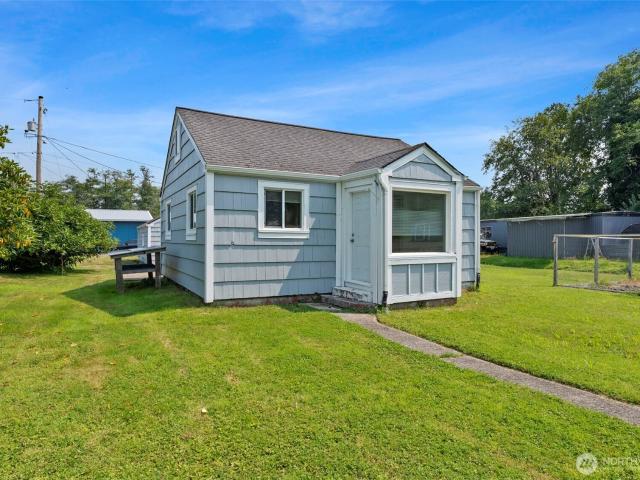 House for sale in Raymond, Washington