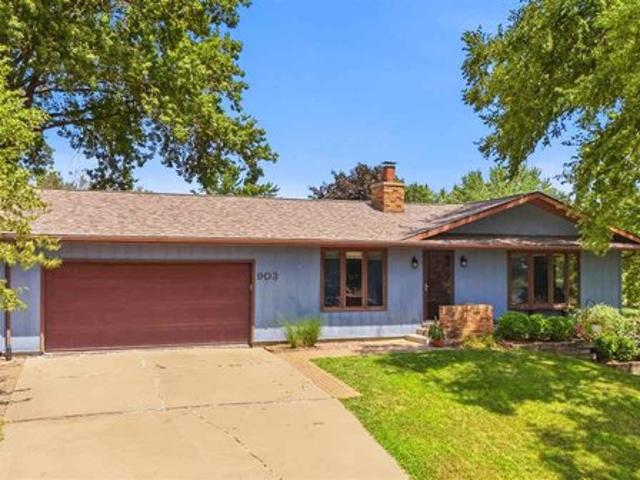 House for sale in Kalona, Iowa