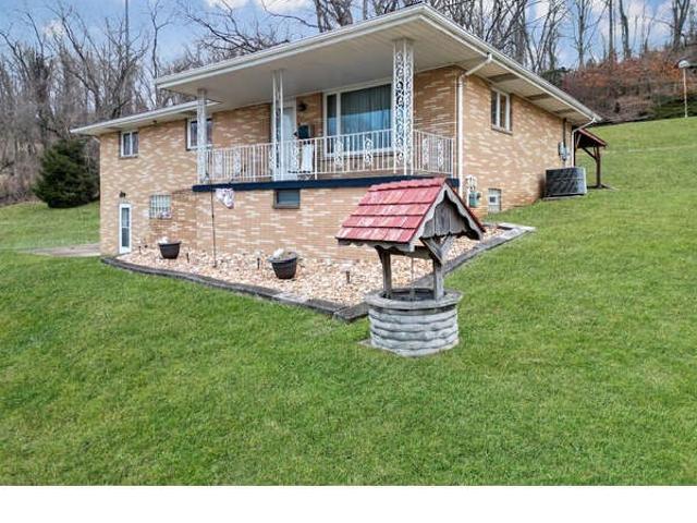 House for sale in Mingo Junction, Ohio