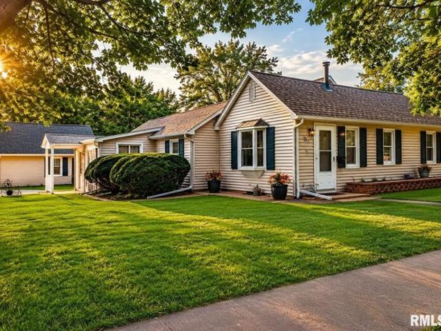 House for sale in Marshall, Illinois