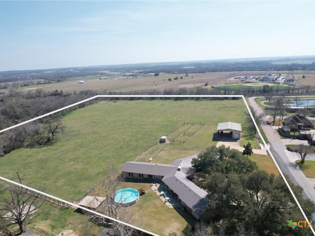 House for sale in Milam, Texas