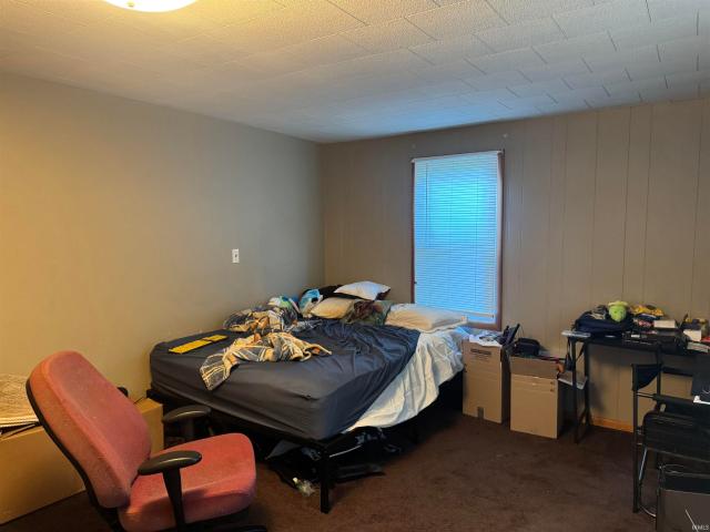 House for sale in Syracuse, Indiana