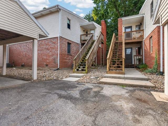 Condo for sale in Mclean, Illinois