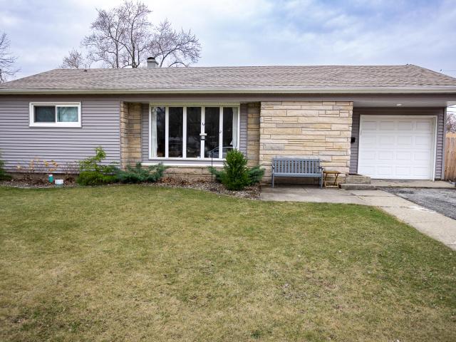 House for sale in Crown Point, Indiana