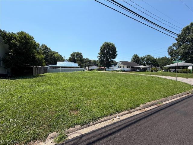 Land for sale in Parkersburg, West Virginia