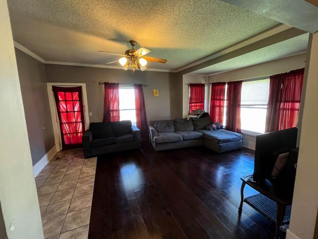 House for sale in Thayer, Missouri