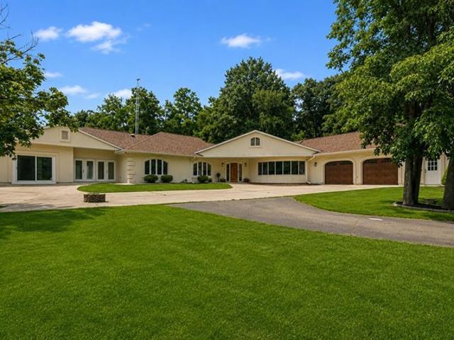 House for sale in Elkhorn, Wisconsin