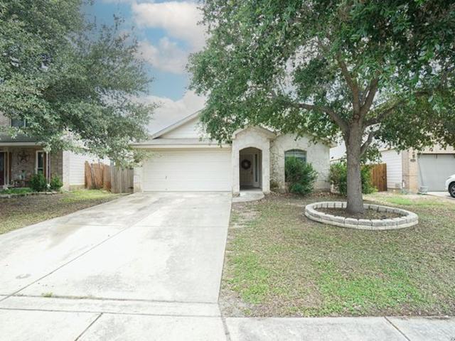 House for sale in Universal City, Texas
