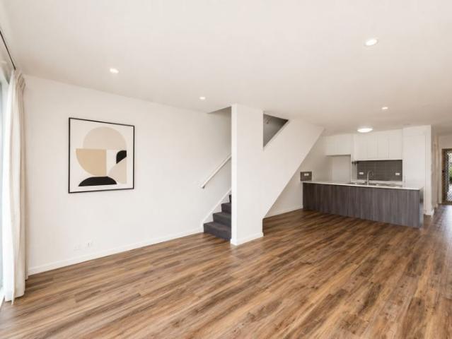 Townhouse for rent in Queanbeyan, New South Wales