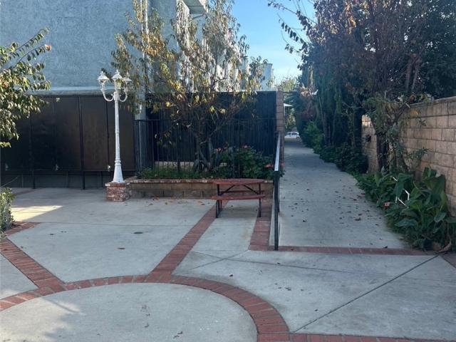 Townhouse for sale in Panorama City Neighborhood Council District, Canoga Park