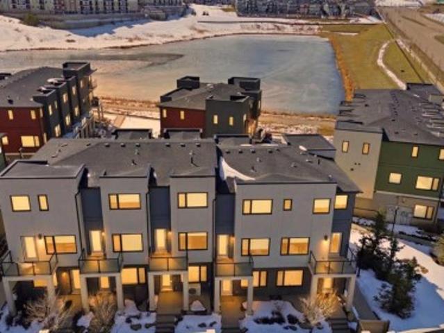 Townhouse for sale in Northwest, Alberta