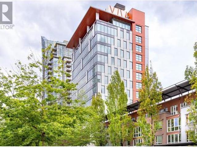 Commercial for rent in Coquitlam