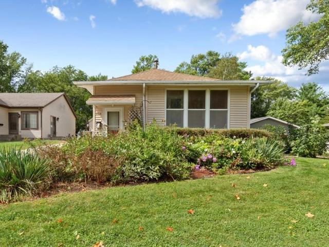 House for sale in Waseca, Minnesota