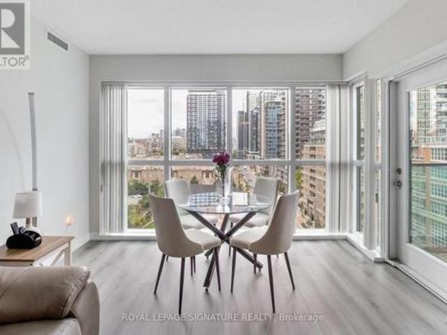 Condo for sale in Spadina—Fort York, Toronto