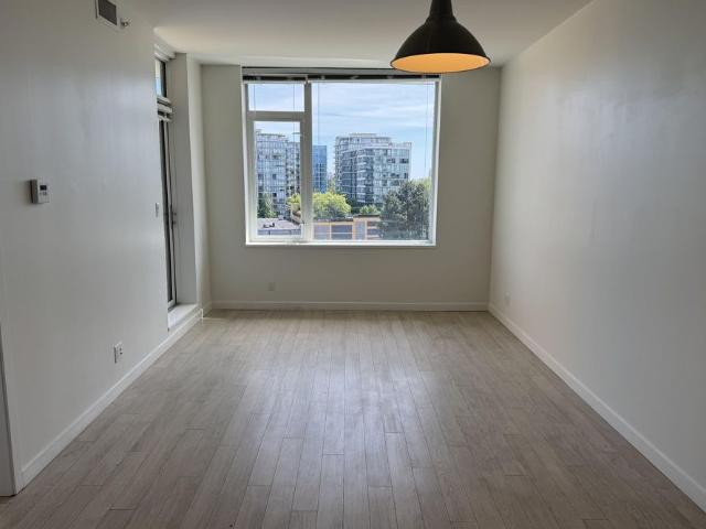 House for rent in Oval Village, Richmond