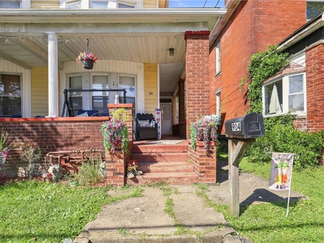 House for sale in Connellsville, Pennsylvania