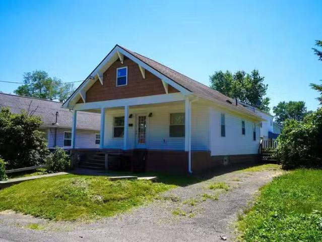 Condo for rent in Monroeville