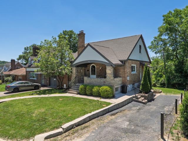 House for sale in Campbell, Kentucky
