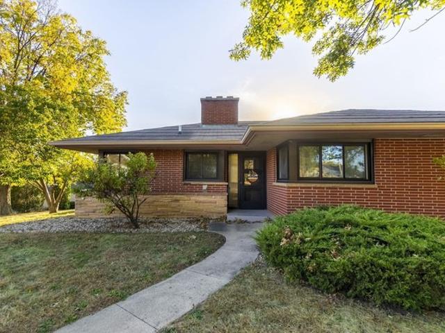 House for sale in Cedar Falls, Iowa