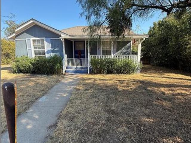 House for sale in Coleman, Coleman County