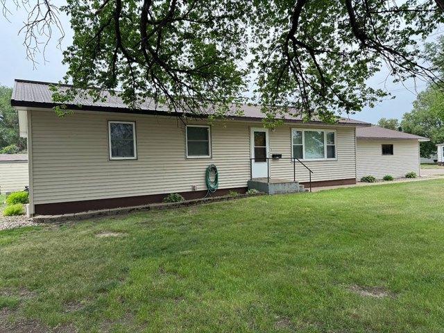 House for sale in Redfield, South Dakota
