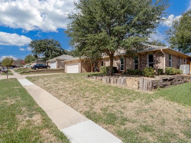 House for sale in Crowley, Tarrant County