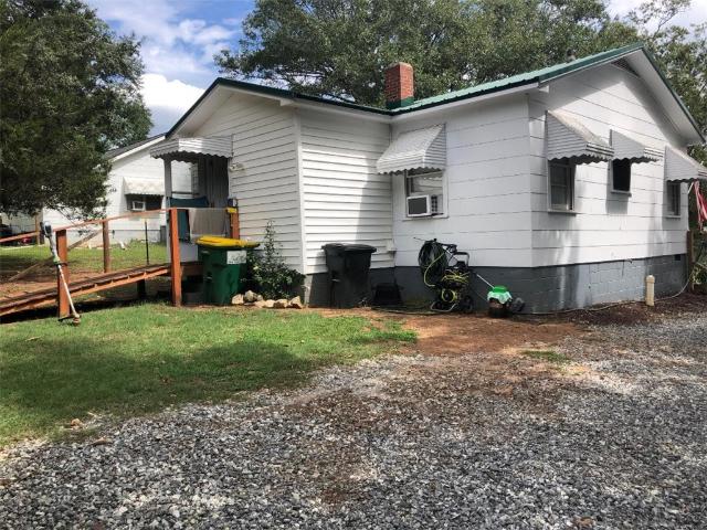 House for sale in Iva, South Carolina