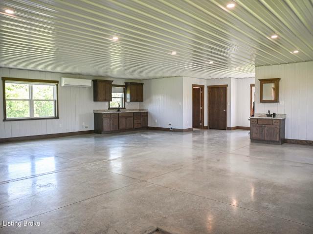 Farm for sale in Willisburg, Kentucky