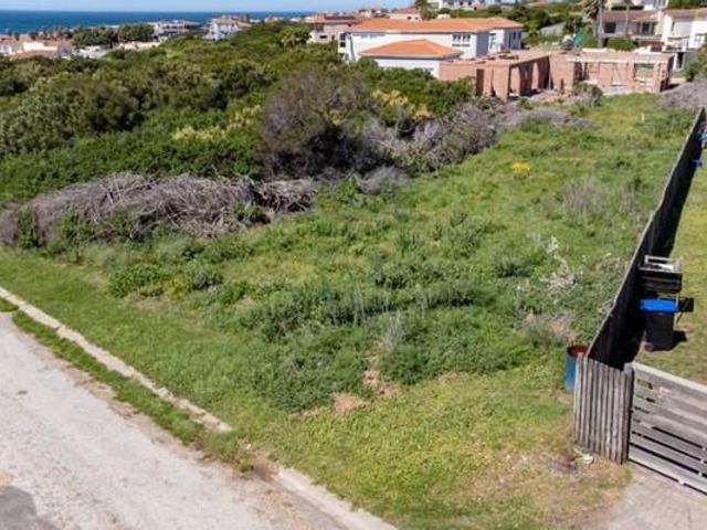Land for sale in Cape St Francis, Eastern Cape
