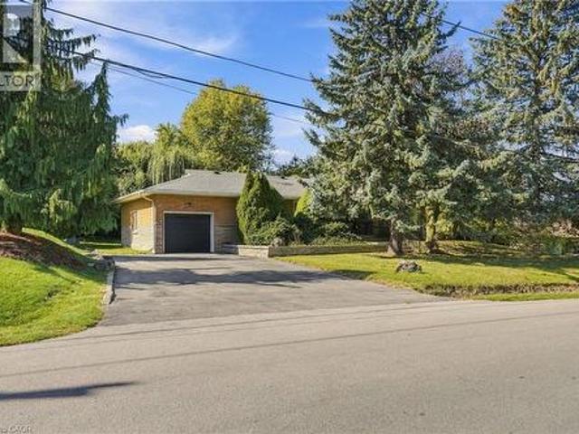 House for sale in Ancaster Heights, Hamilton