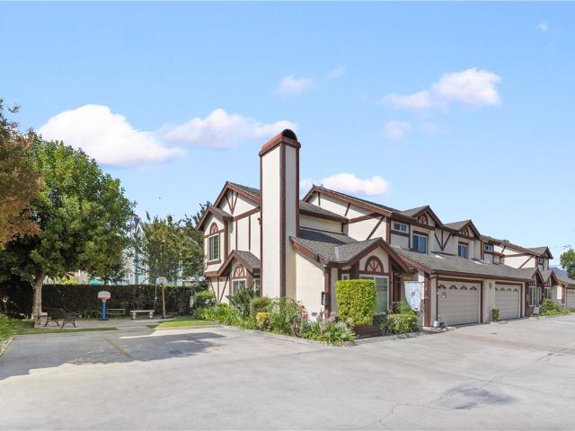 Townhouse for sale in Arcadia, California