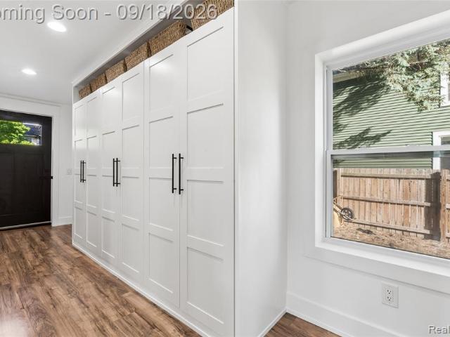 House for sale in Lapeer, Lapeer County