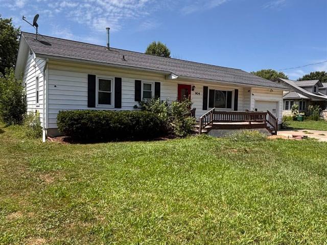 House for sale in Fairfield, Iowa