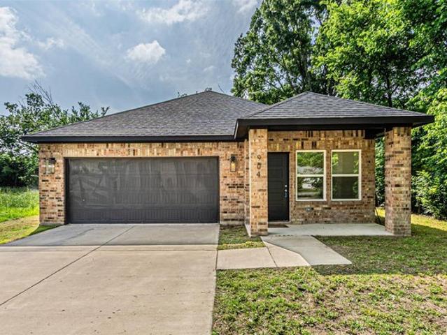House for sale in Terrell, Texas