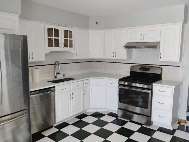 Property for rent in Mount Prospect, Illinois
