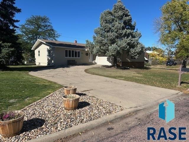 House for sale in Chamberlain, South Dakota