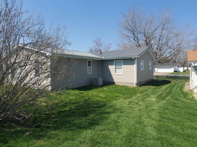 House for sale in Perry, Illinois