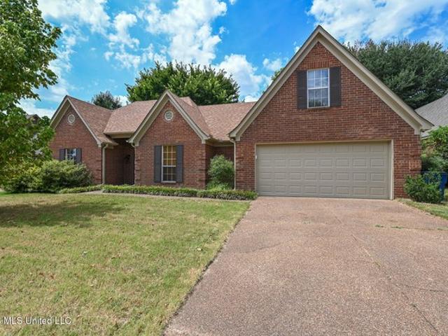 House for sale in Nesbit, Mississippi