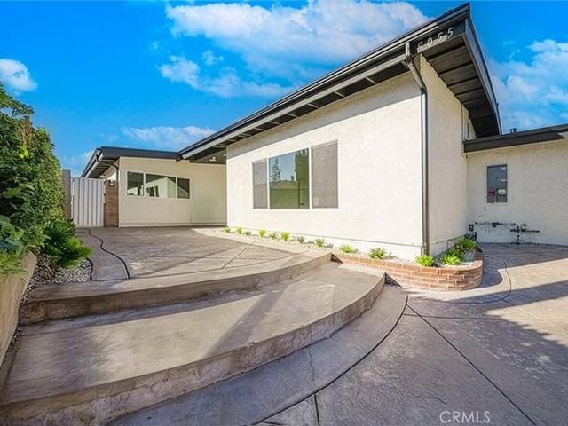 House for sale in Canoga Park, California