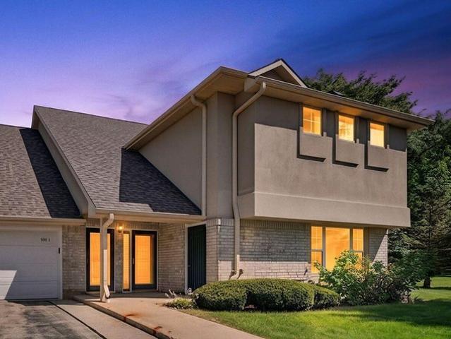 Condo for sale in Franklin, Milwaukee County