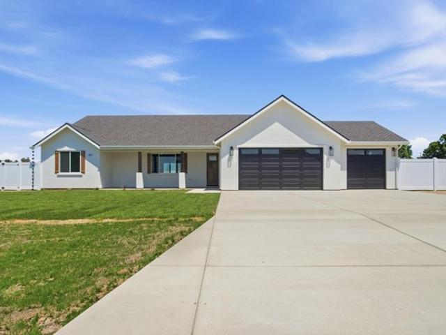 House for sale in Delhi, California