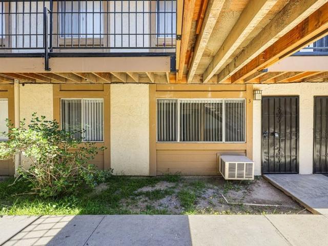 Apartment for rent in California