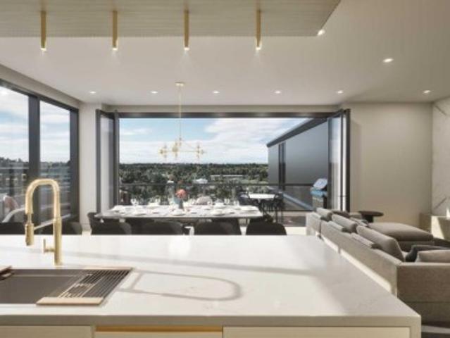 Condo for sale in Hillhurst, Calgary