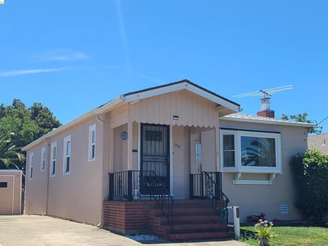 House for sale in Rodeo, California