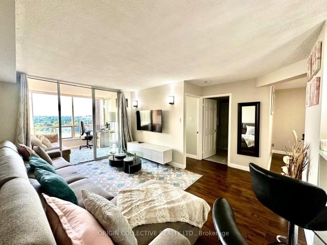 Condo for rent in Brampton, Golden Horseshoe