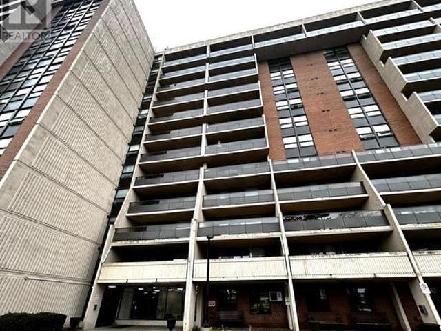 Condo for sale in Mississauga, Ontario